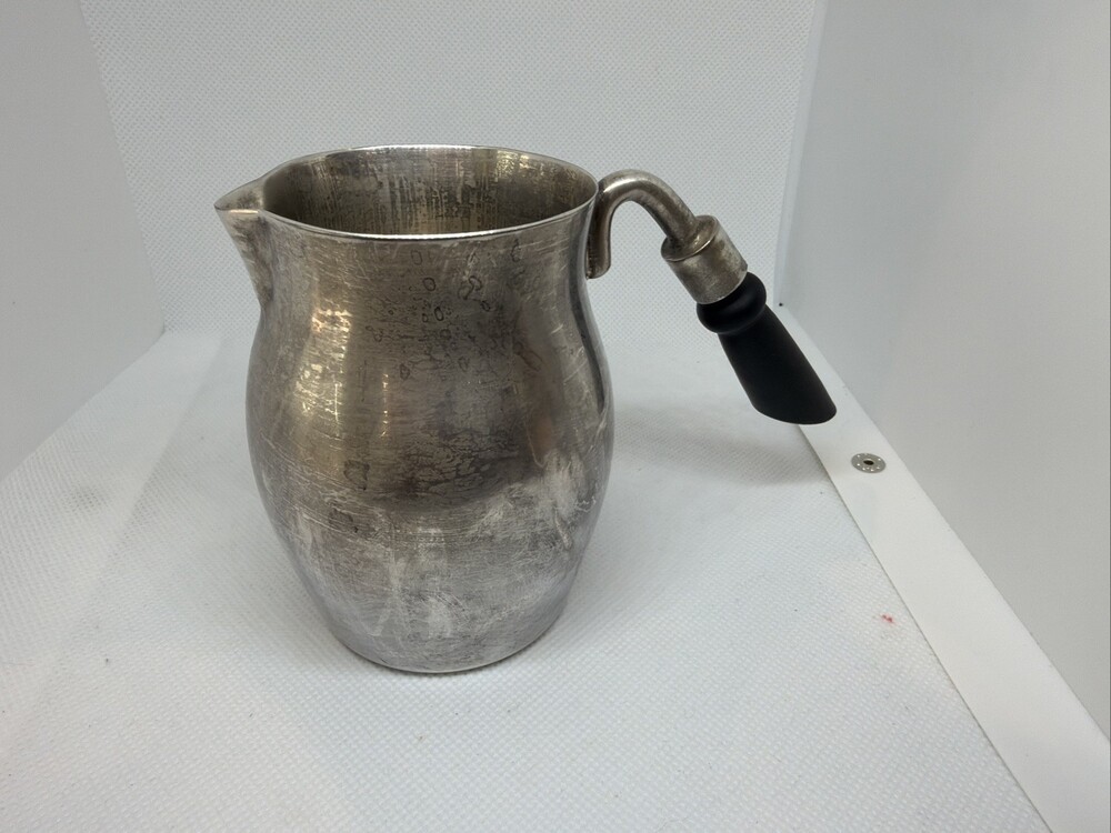VTG 1940’s service ware style-Studio Silver Smiths Creamer pitcher-silver plate